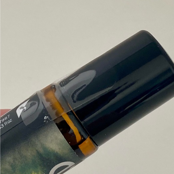 dōTERRA Evolve rollerball (new) - Picture 3 of 3